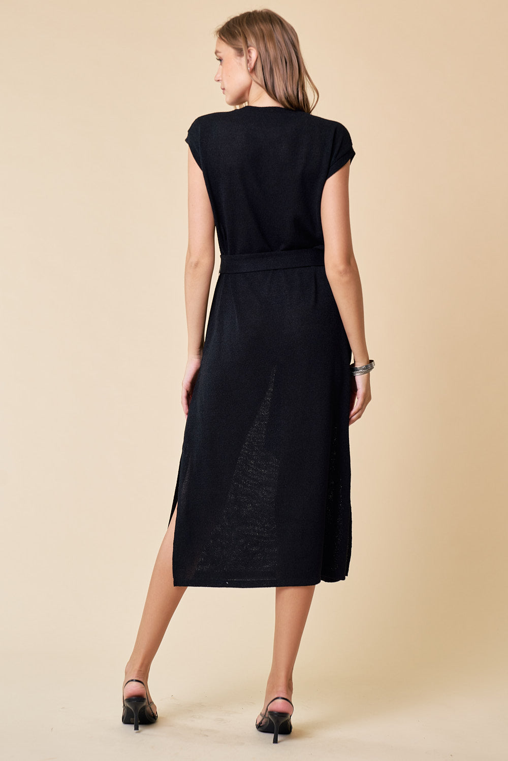 Short Sleeve Midi Length Knit Dress